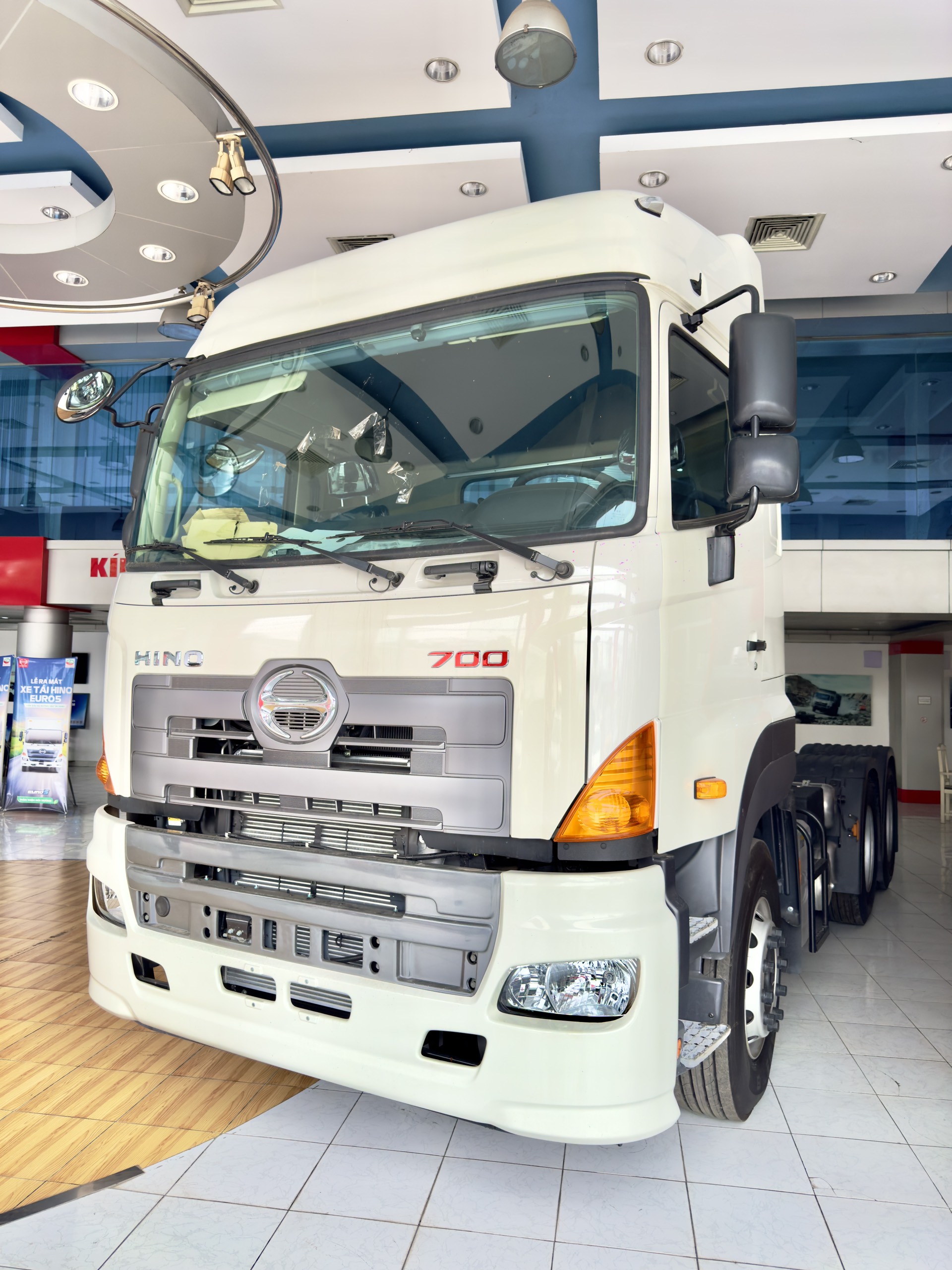 Thùng Mui Bạt Tải 9,2 TẤN FG8JP8A