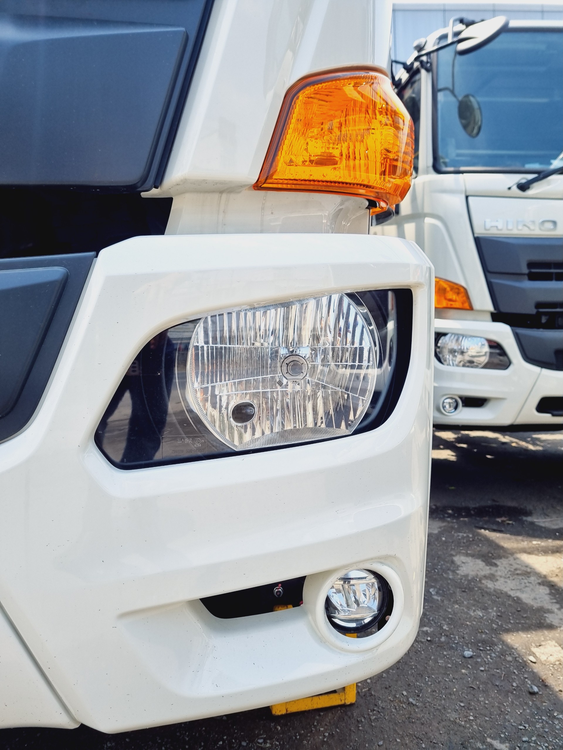 Thùng Mui Bạt Tải 9,2 TẤN FG8JP8A