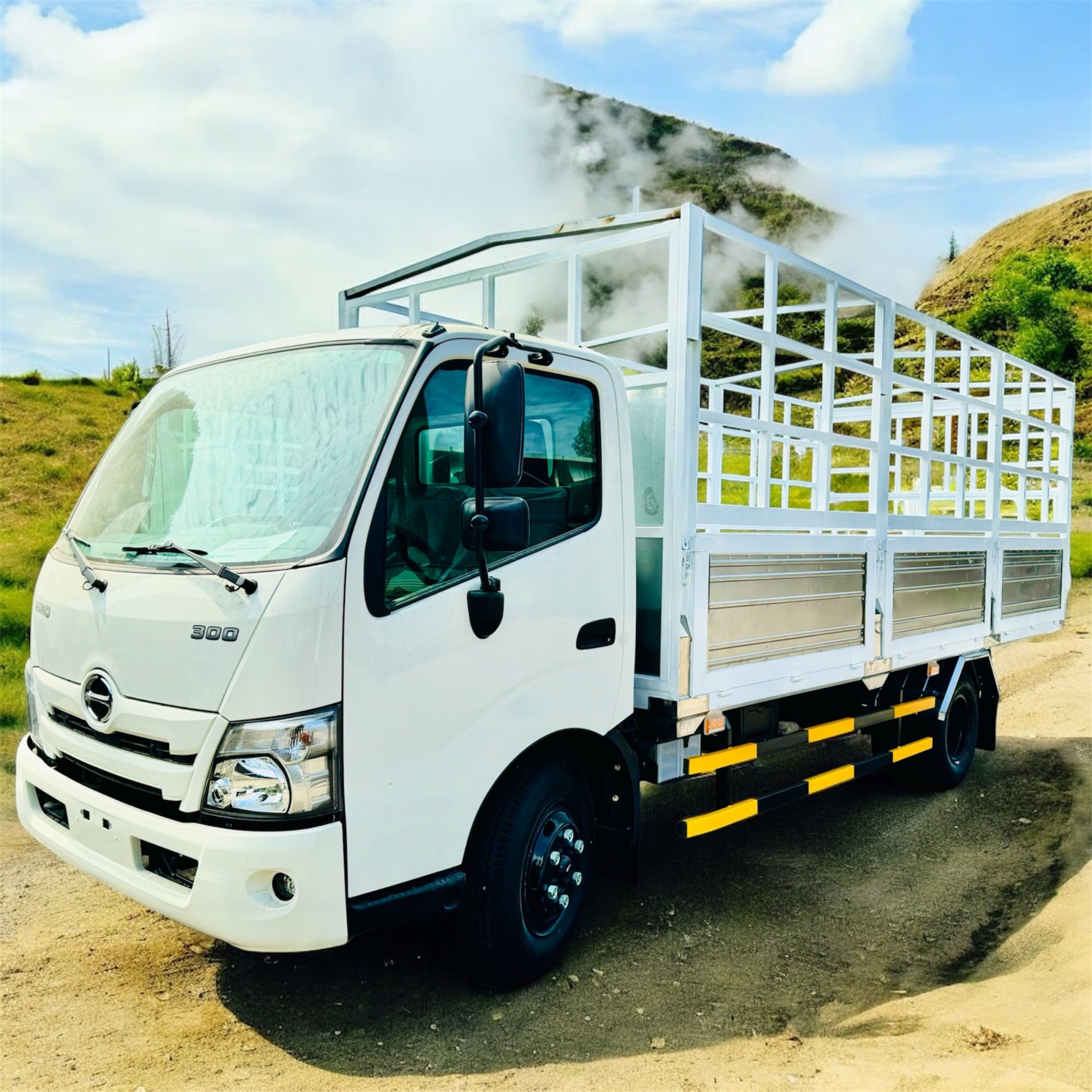 Thùng Mui Bạt Tải 9,2 TẤN FG8JP8A