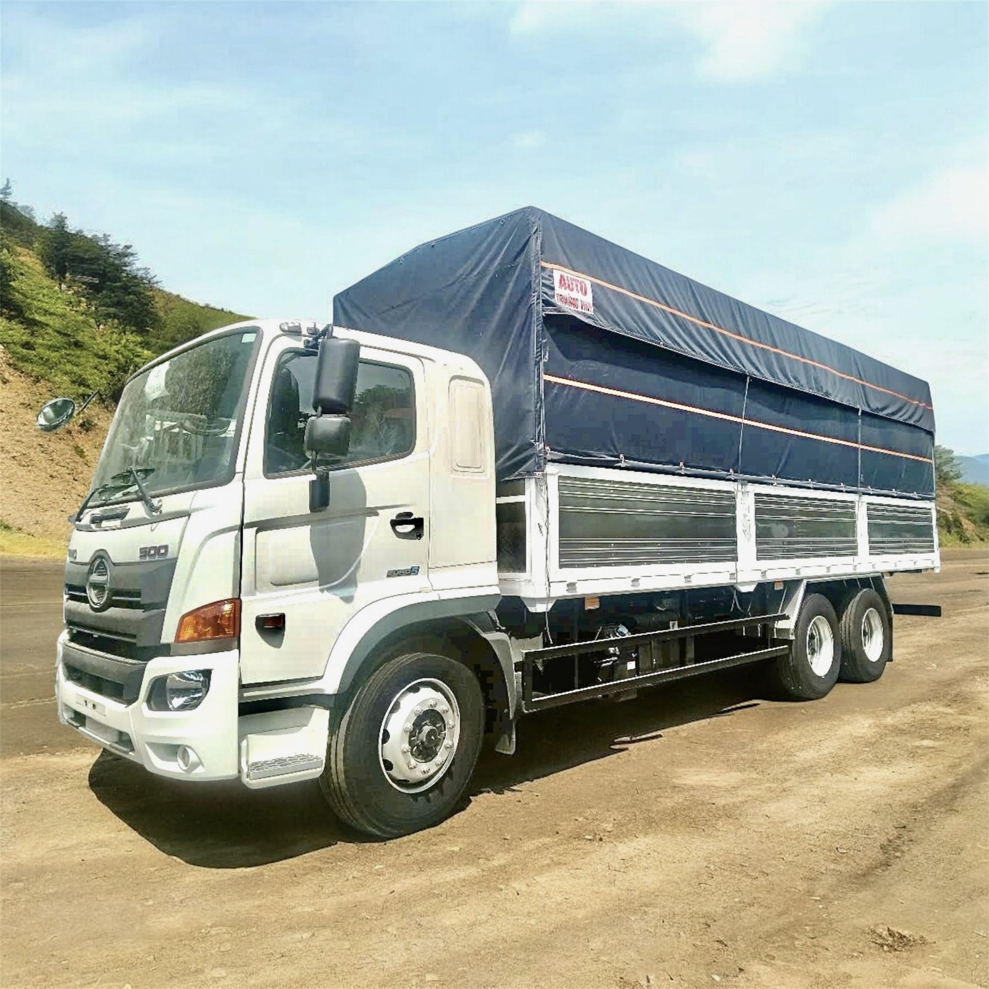 THÙNG MUI BẠT 15 TẤN  FL8JT8A